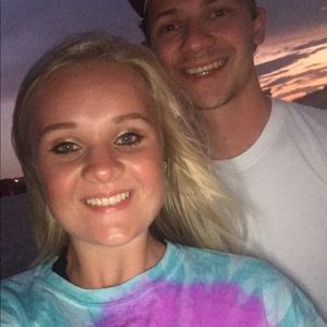 Meet your Posher, Holly